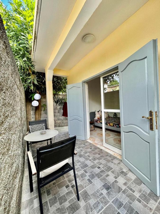 Pamandzi L'Escale Airport Apartment Ngoại thất bức ảnh
